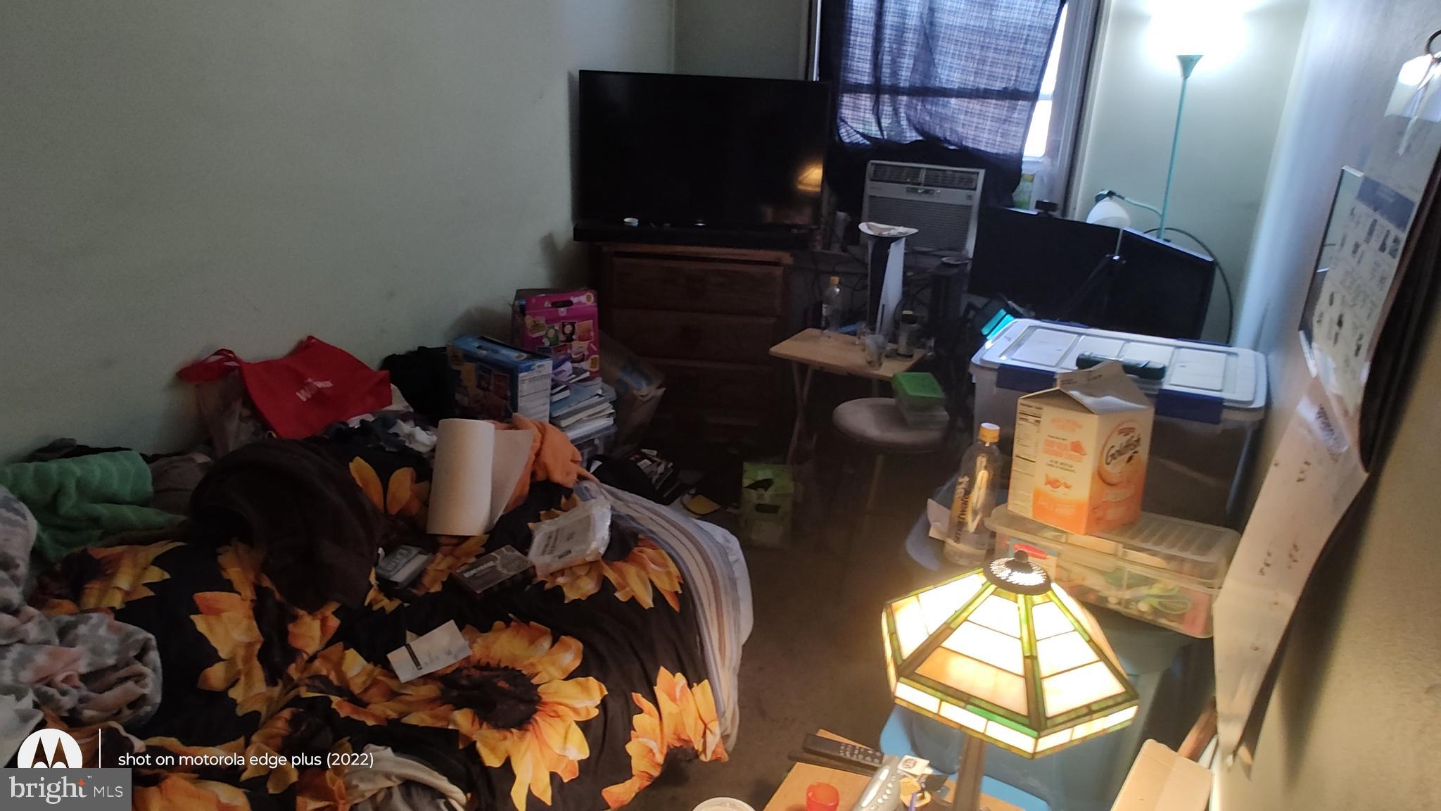 MAYFAIR (EAST) - Residential