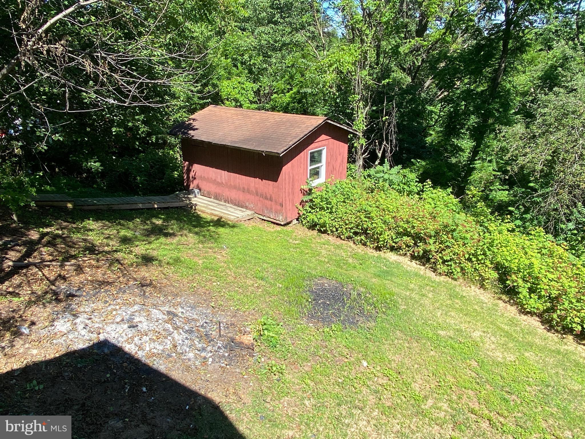 FAIRVIEW ORCHARD - Residential