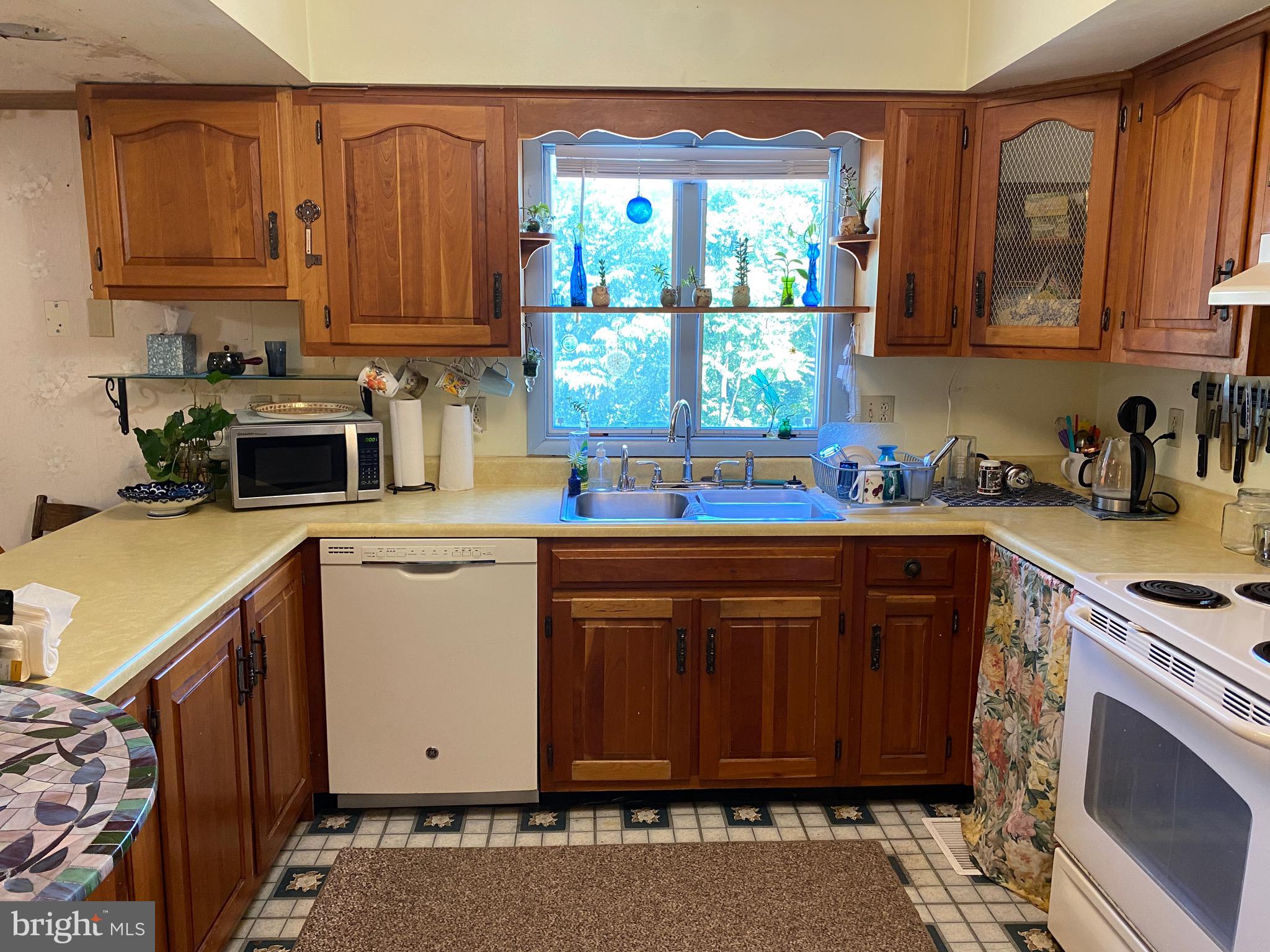 FAIRVIEW ORCHARD - Residential