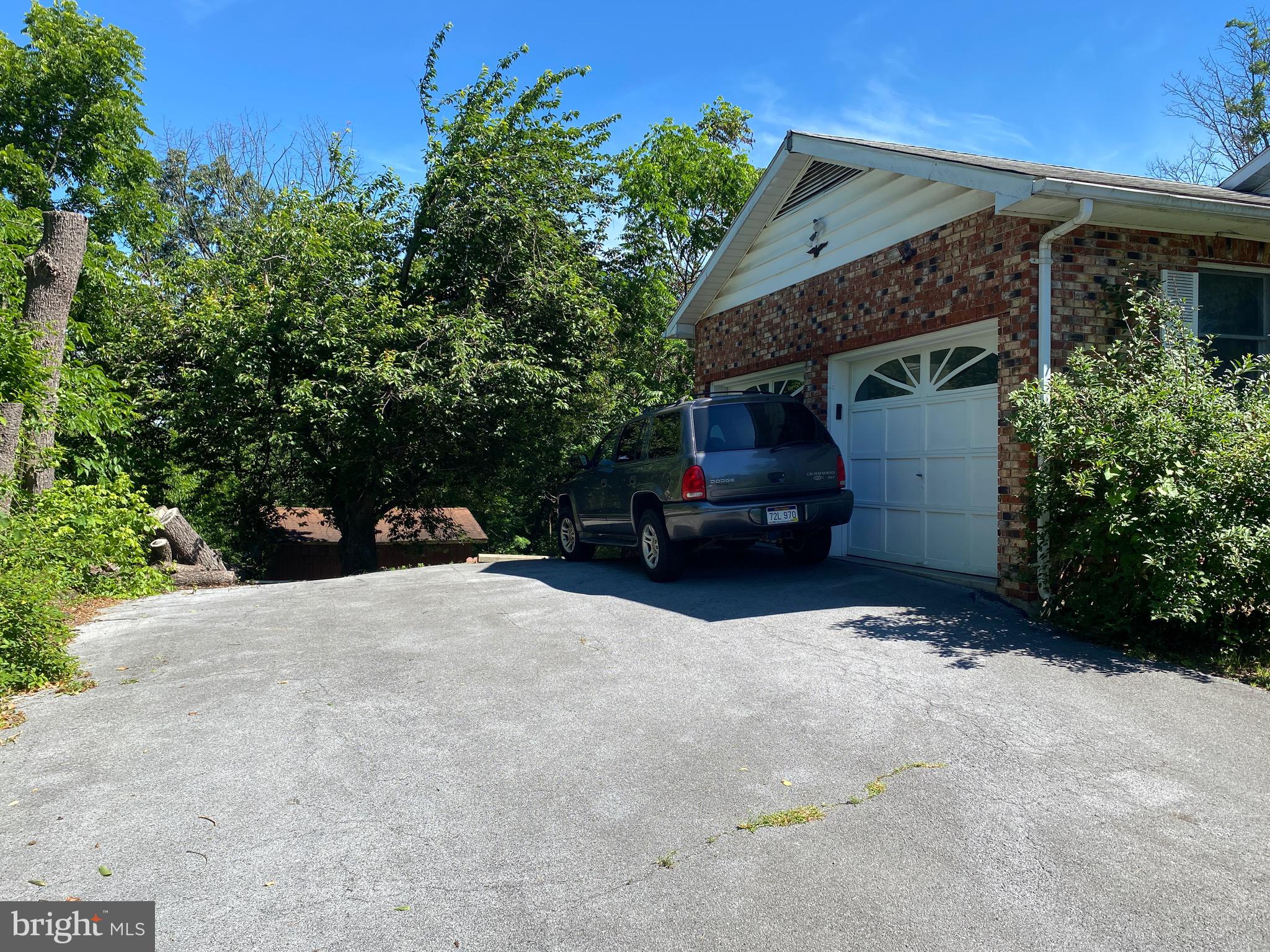 FAIRVIEW ORCHARD - Residential