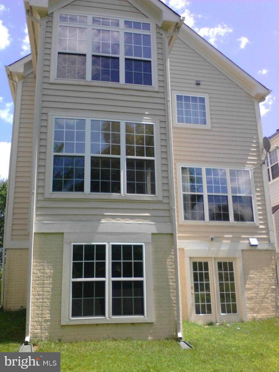 VILLAGES AT HAYMARKET - Residential