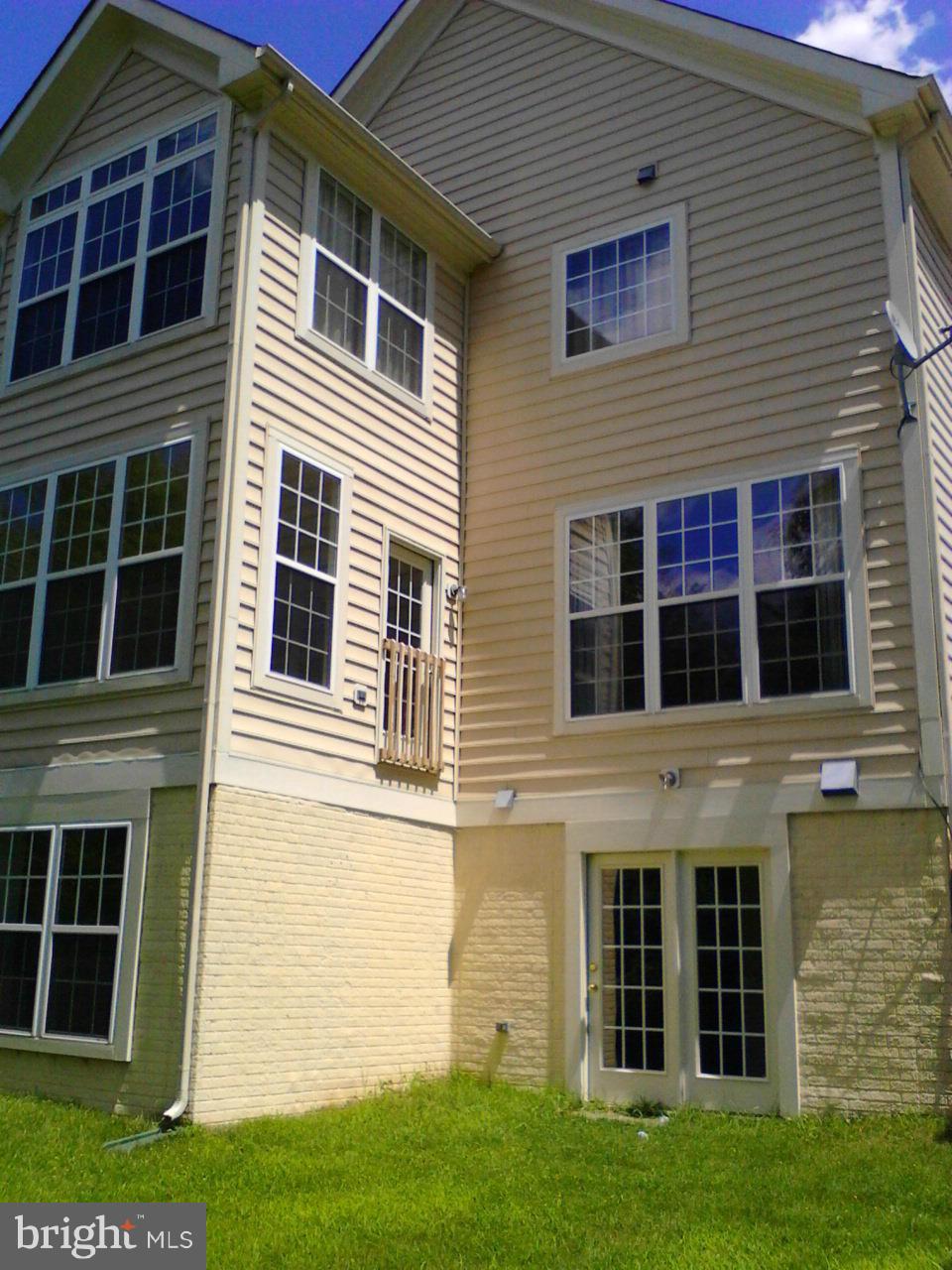 VILLAGES AT HAYMARKET - Residential