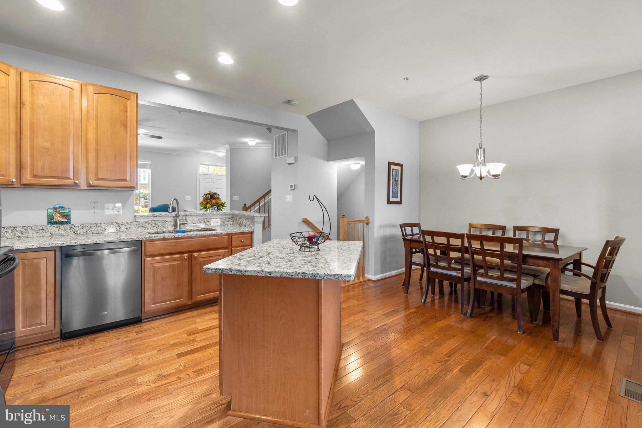 VILLAGES OF URBANA - Residential Lease