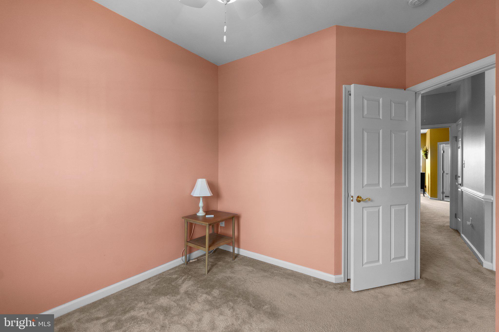 VILLAGES OF URBANA - Residential Lease