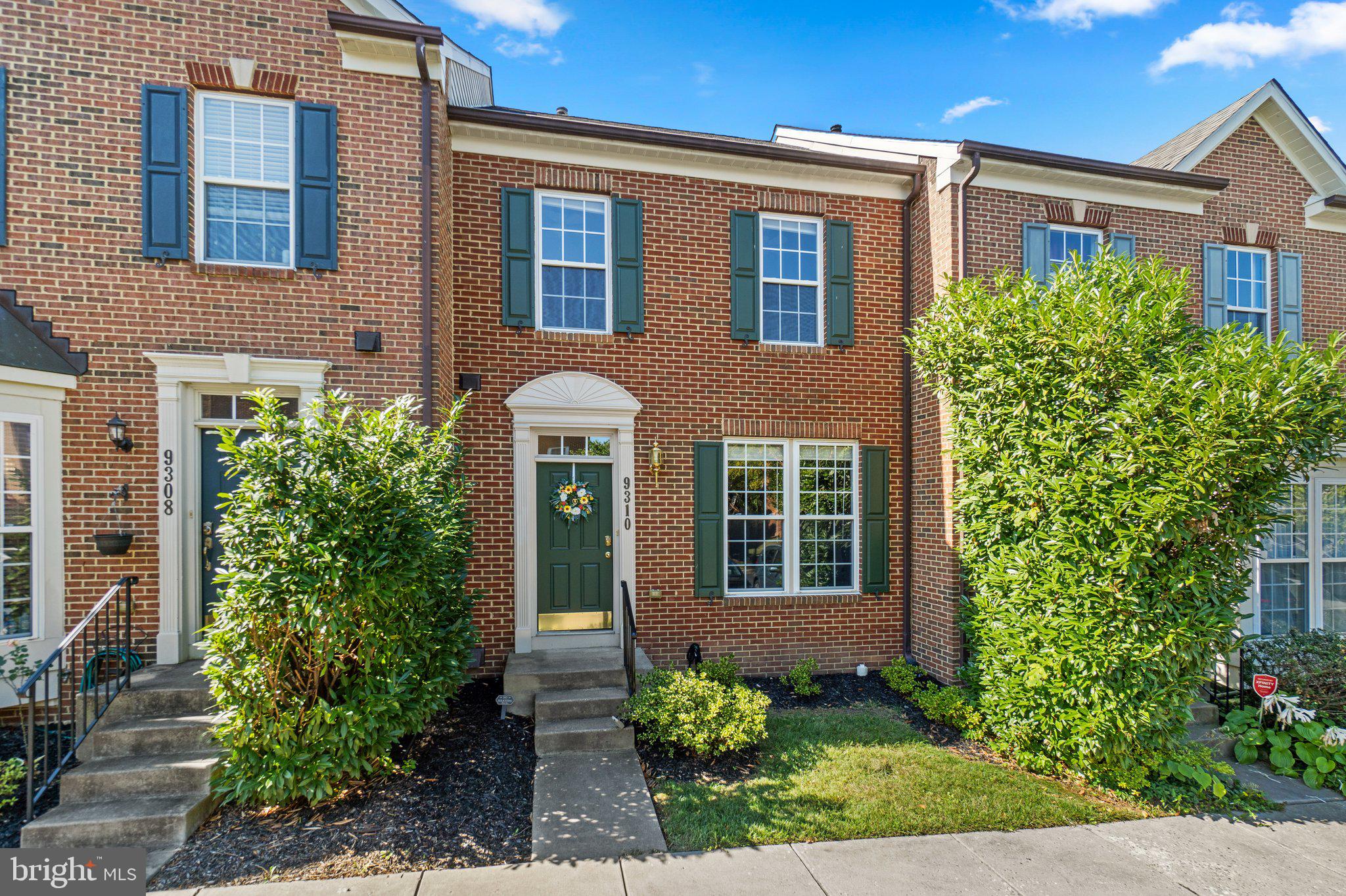 VILLAGES OF URBANA - Residential Lease