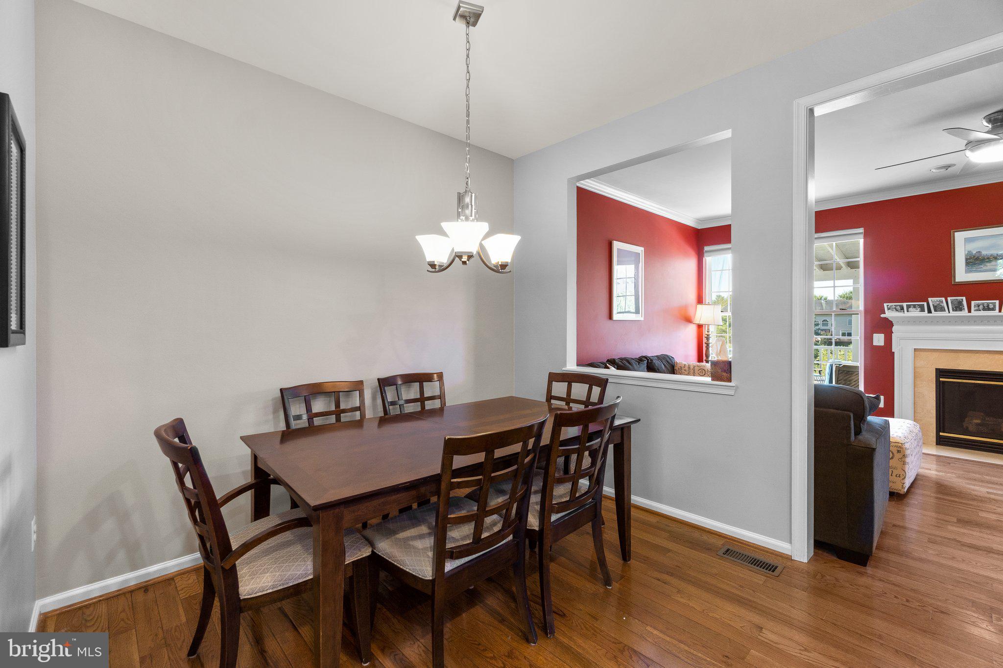 VILLAGES OF URBANA - Residential Lease