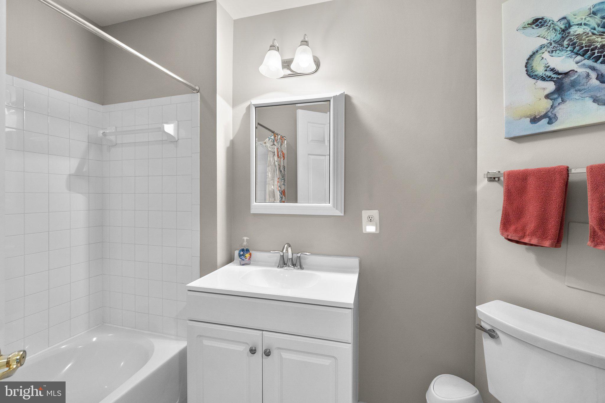 VILLAGES OF URBANA - Residential Lease