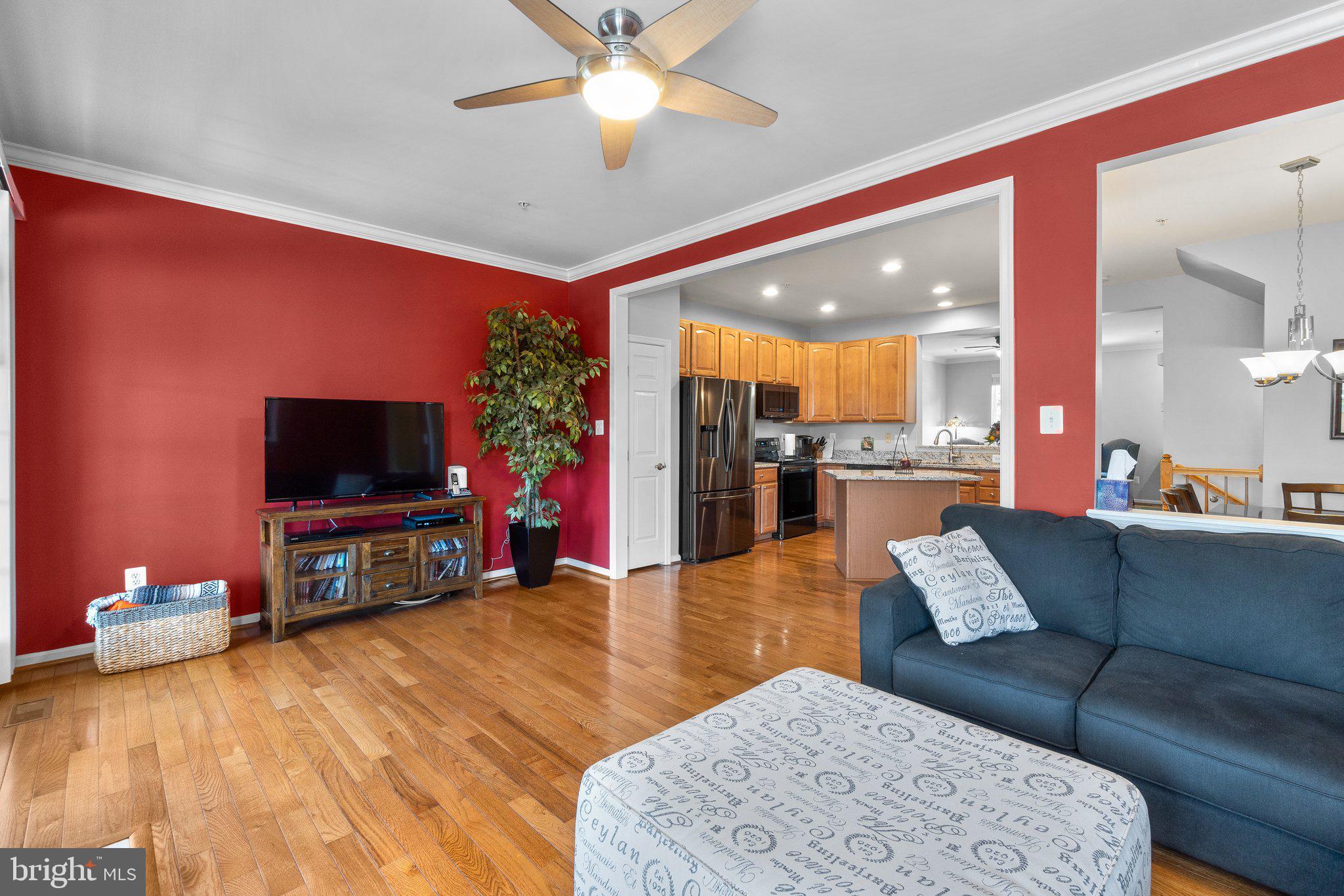 VILLAGES OF URBANA - Residential Lease