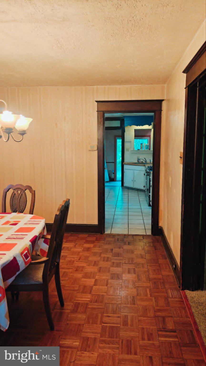 EAST MANCHESTER - Residential