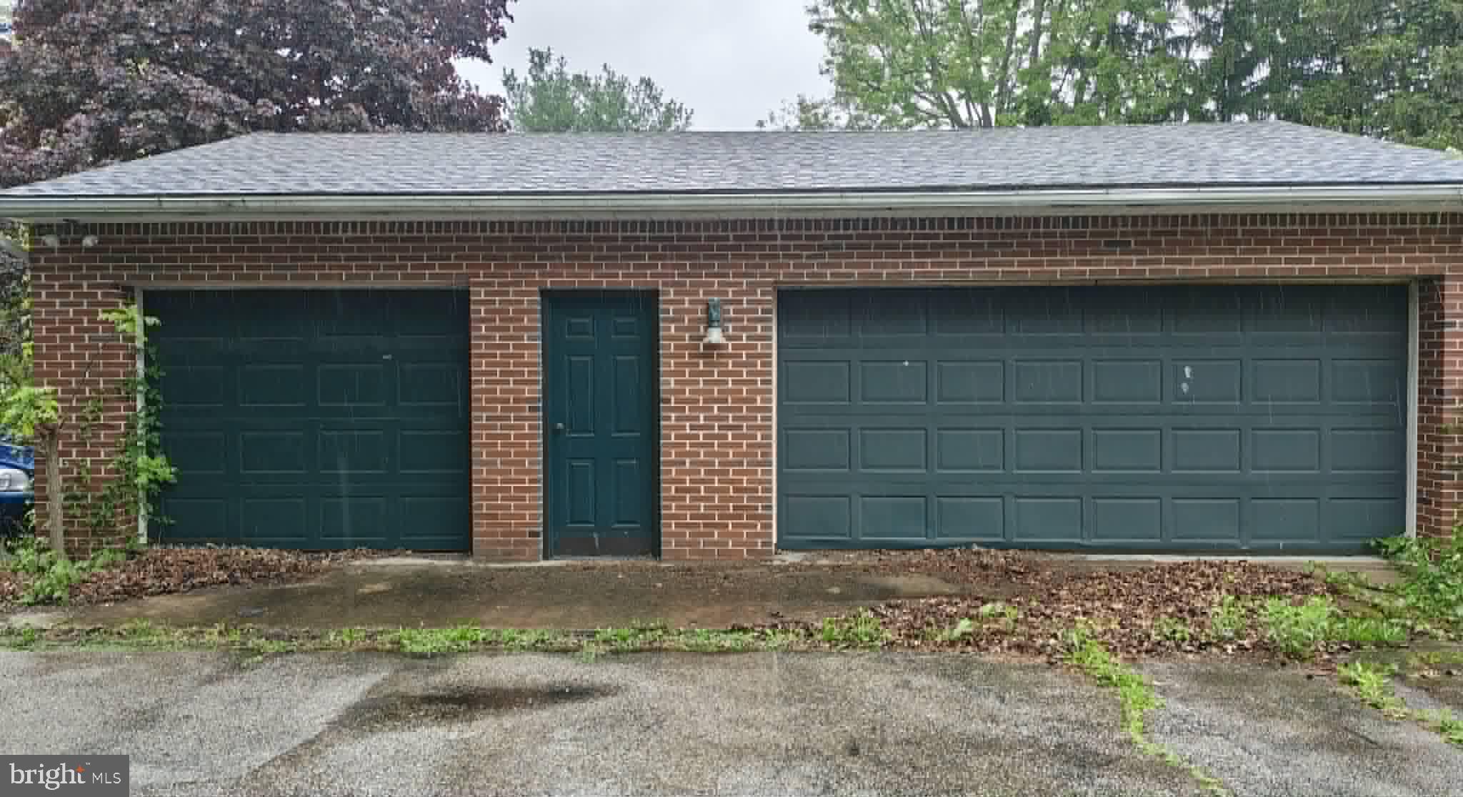 EAST MANCHESTER - Residential