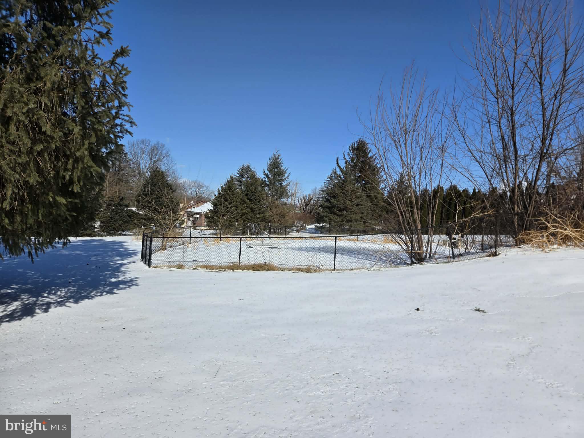 EAST MANCHESTER - Residential