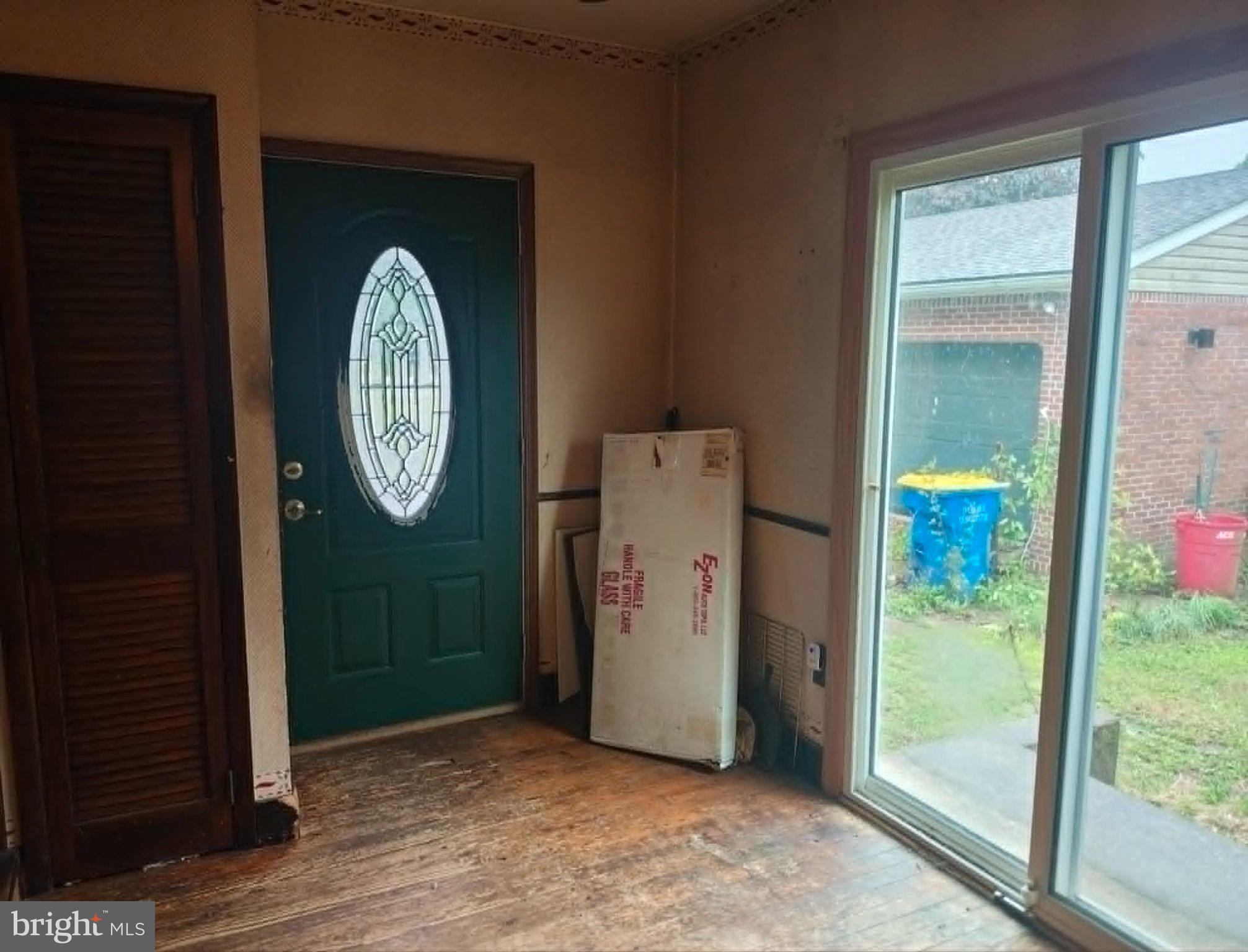 EAST MANCHESTER - Residential