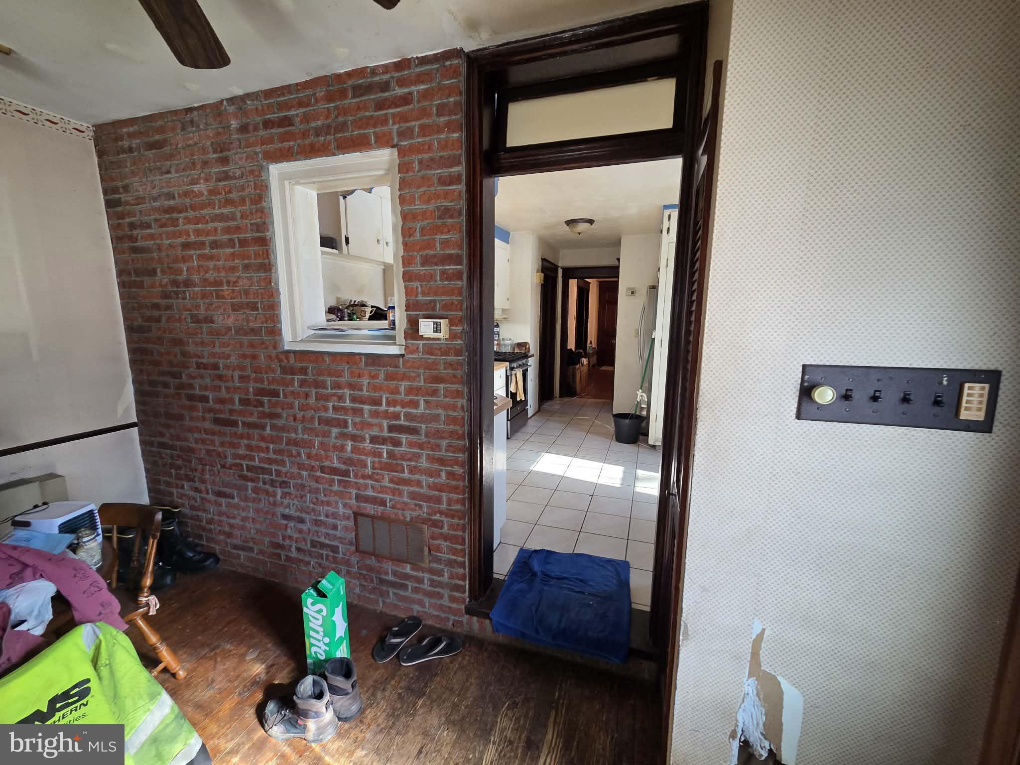 EAST MANCHESTER - Residential