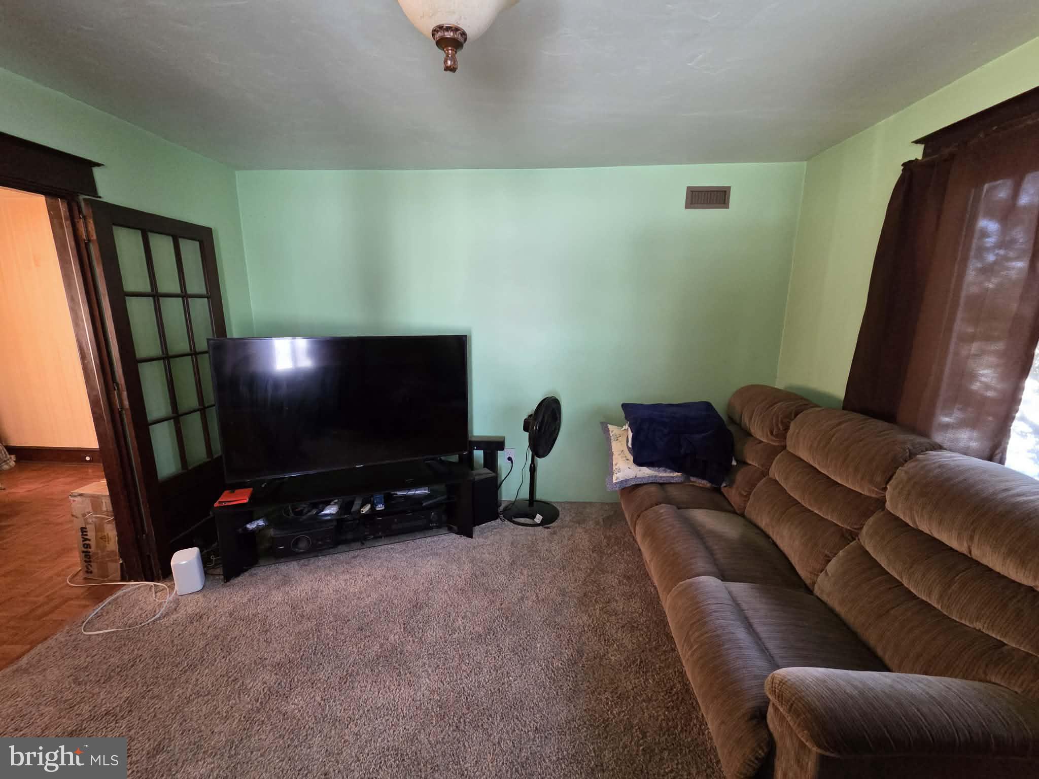 EAST MANCHESTER - Residential