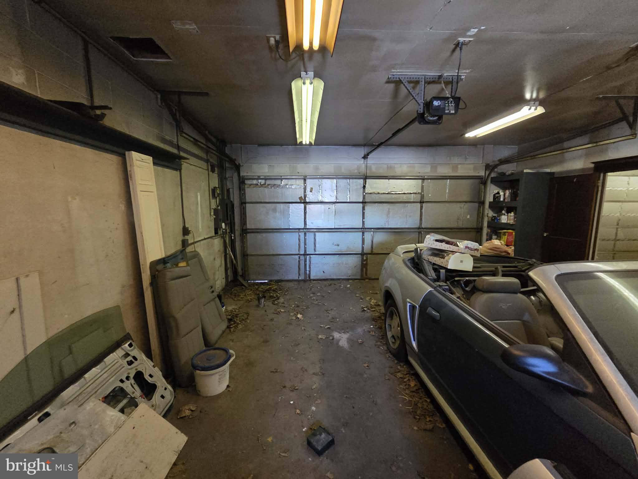 EAST MANCHESTER - Residential