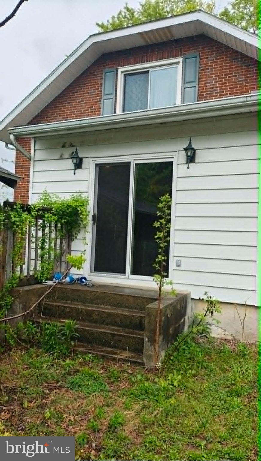 EAST MANCHESTER - Residential