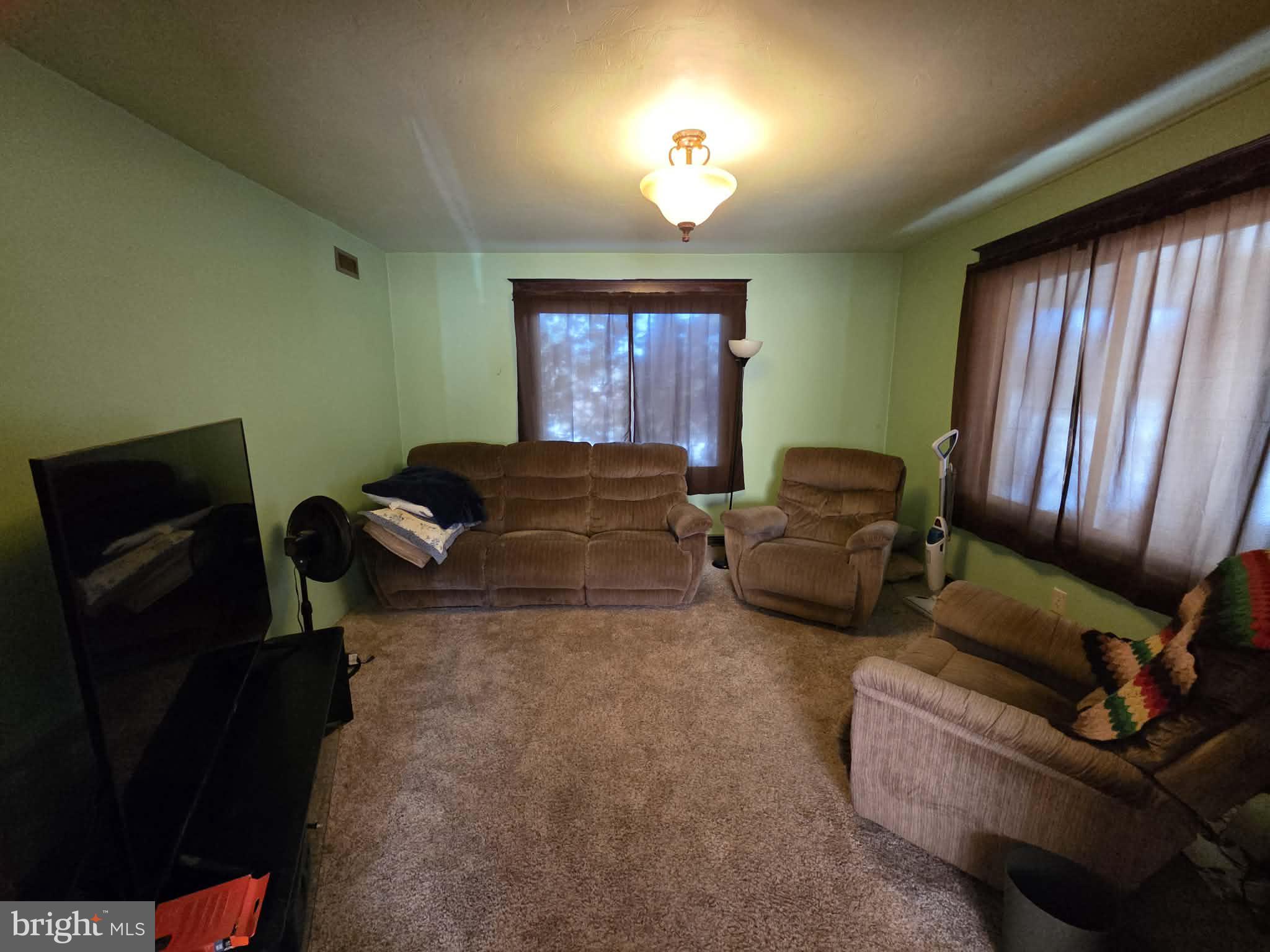 EAST MANCHESTER - Residential