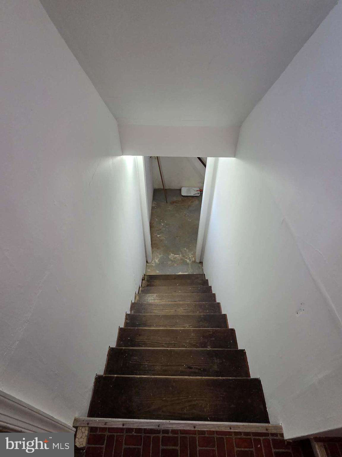 EAST MANCHESTER - Residential