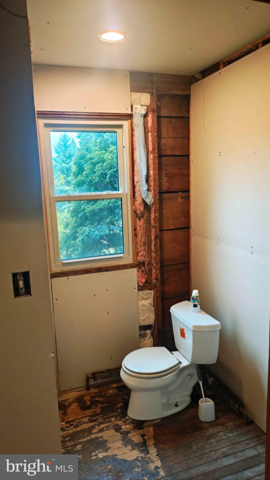 EAST MANCHESTER - Residential