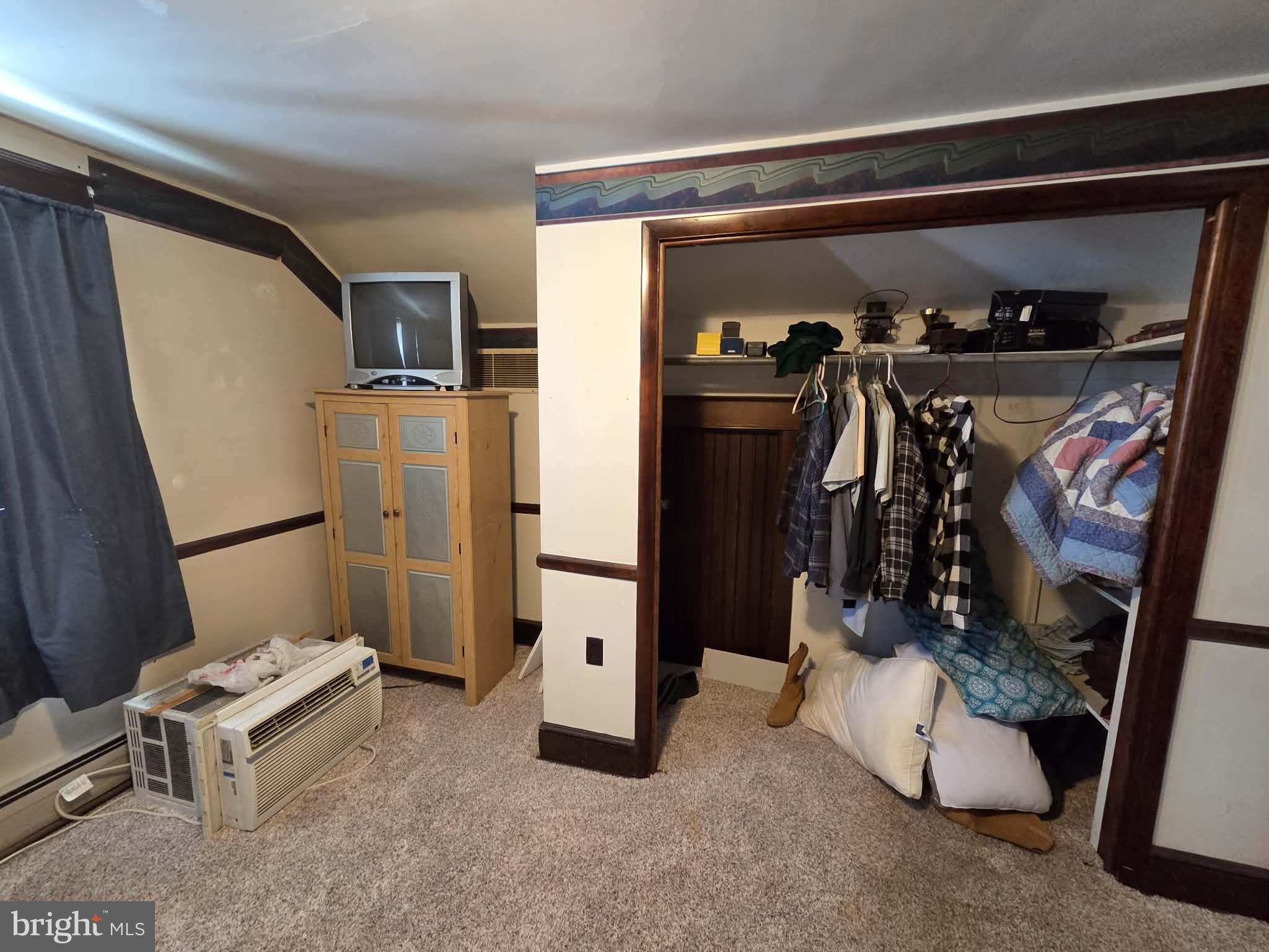 EAST MANCHESTER - Residential