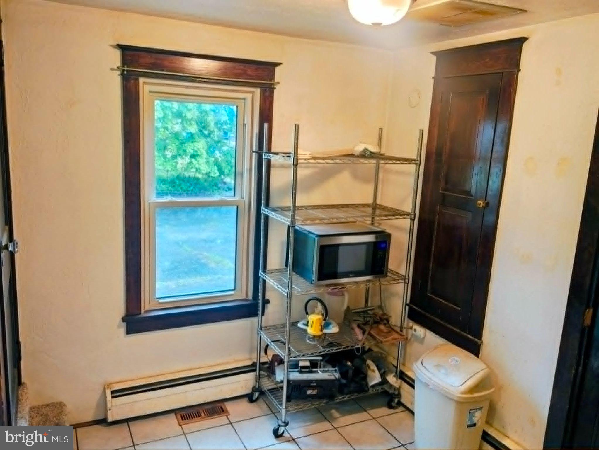 EAST MANCHESTER - Residential