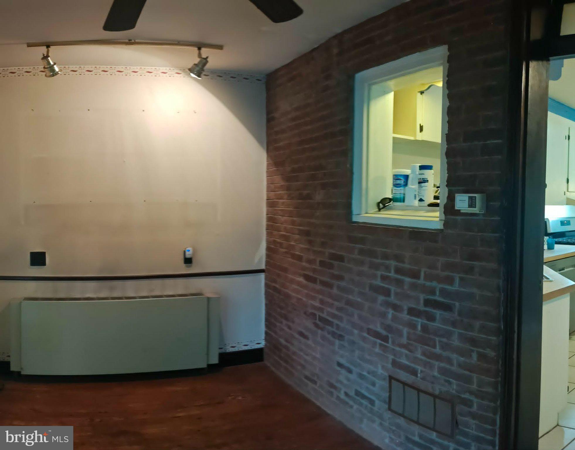 EAST MANCHESTER - Residential