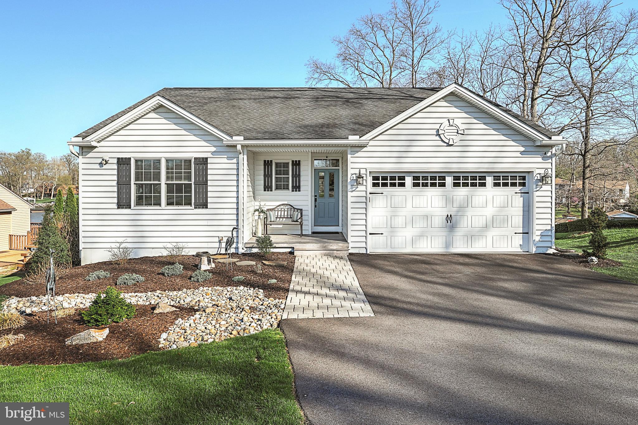 LAKE MEADE - Residential