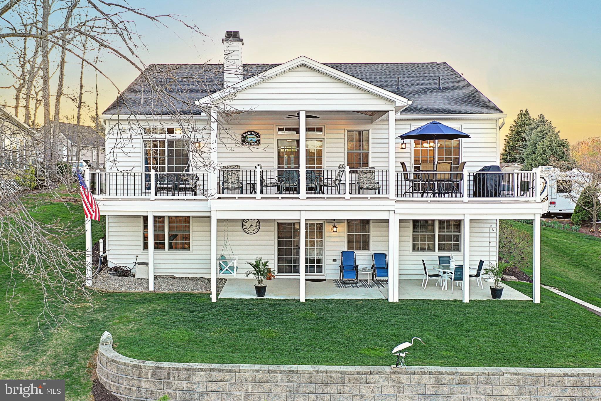 LAKE MEADE - Residential