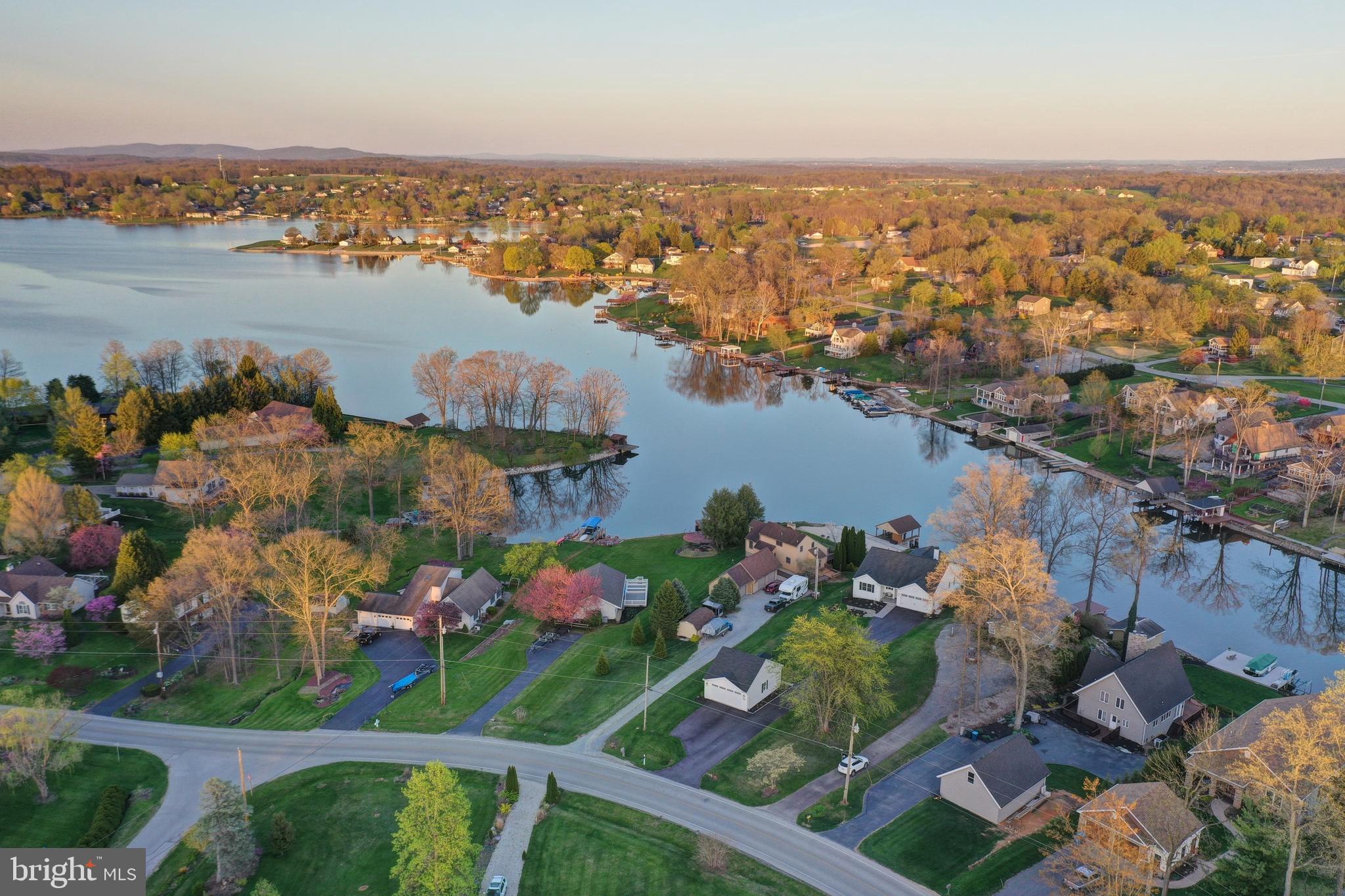 LAKE MEADE - Residential