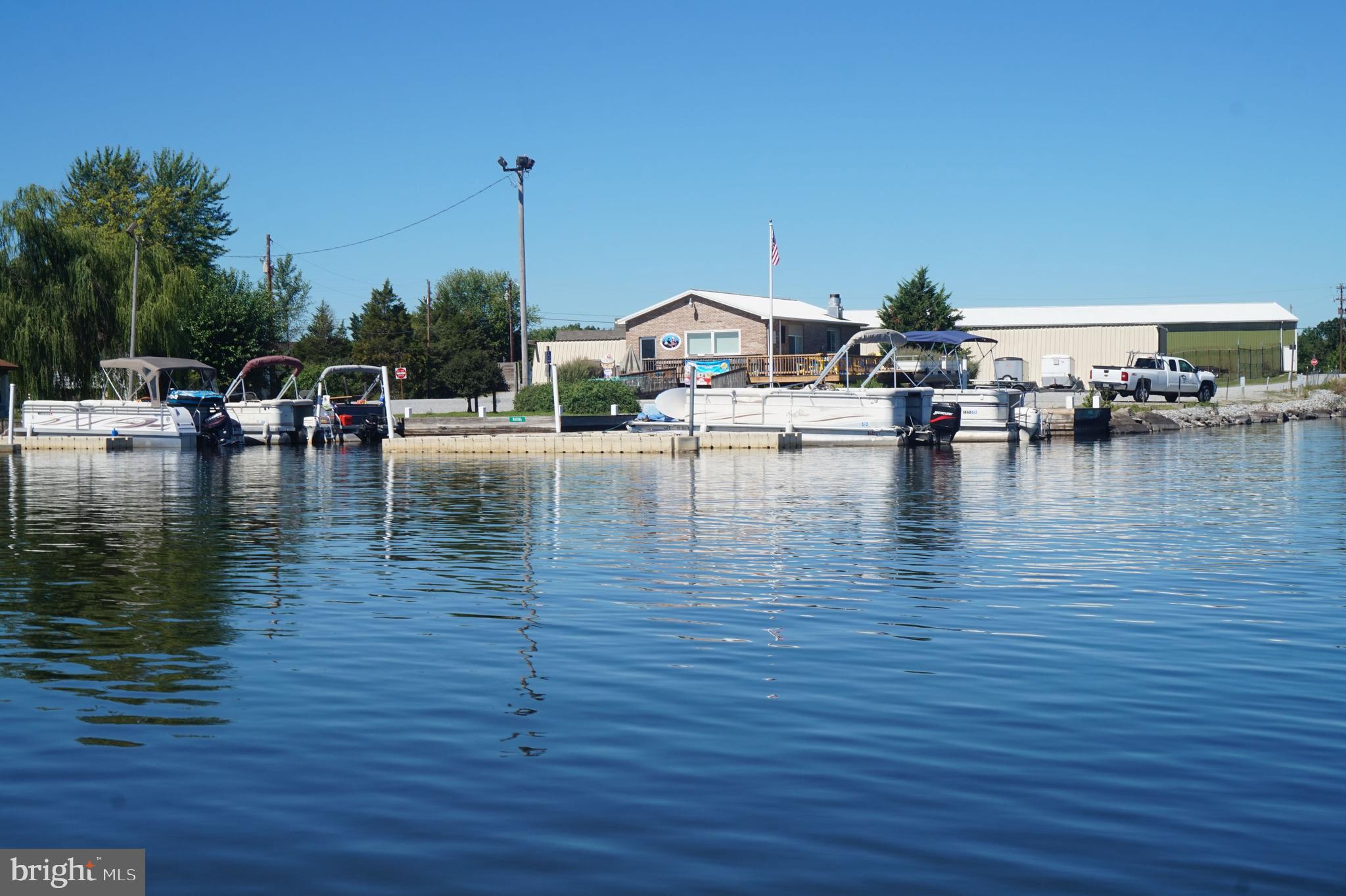 LAKE MEADE - Residential