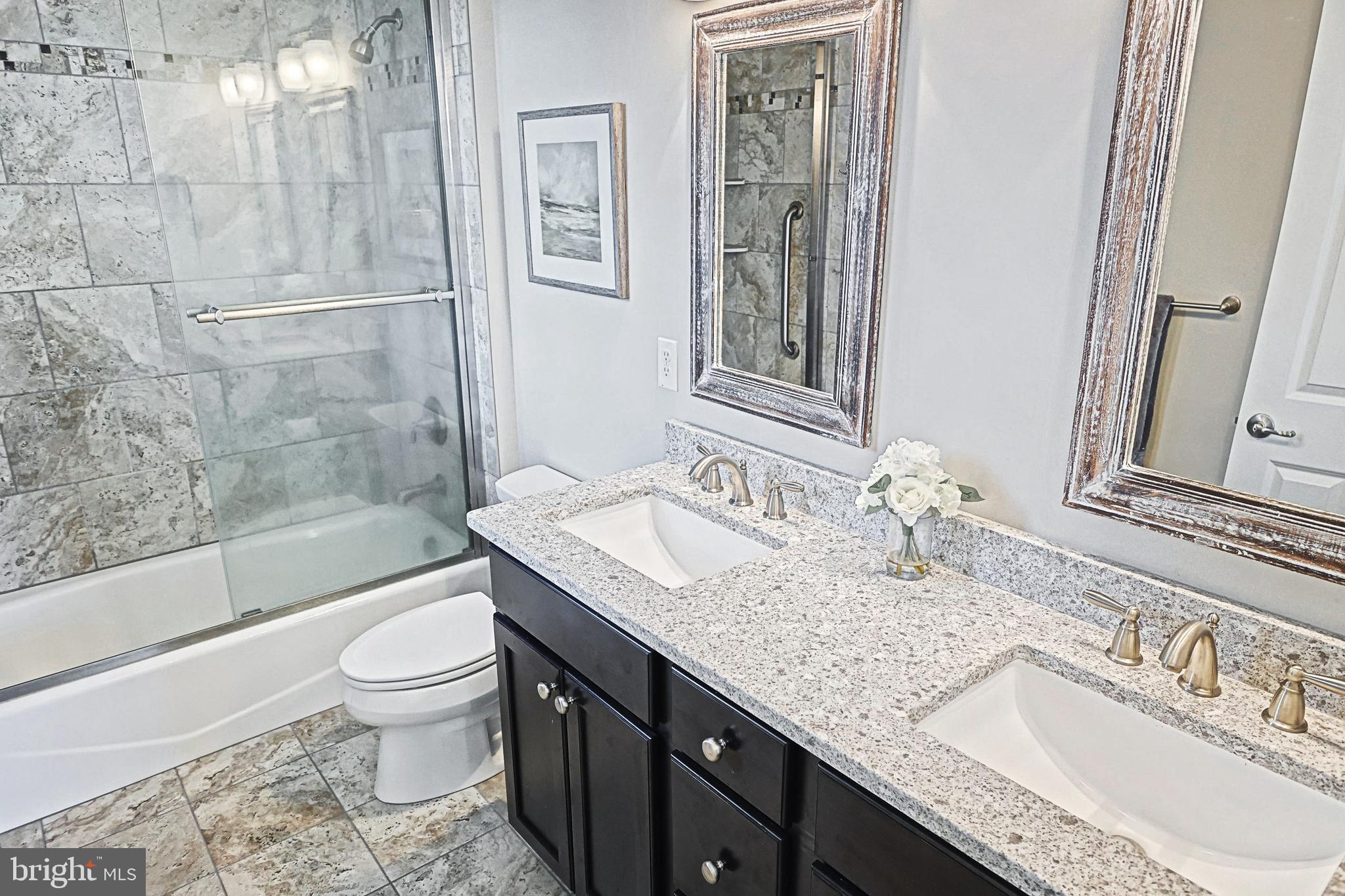 LAKE MEADE - Residential