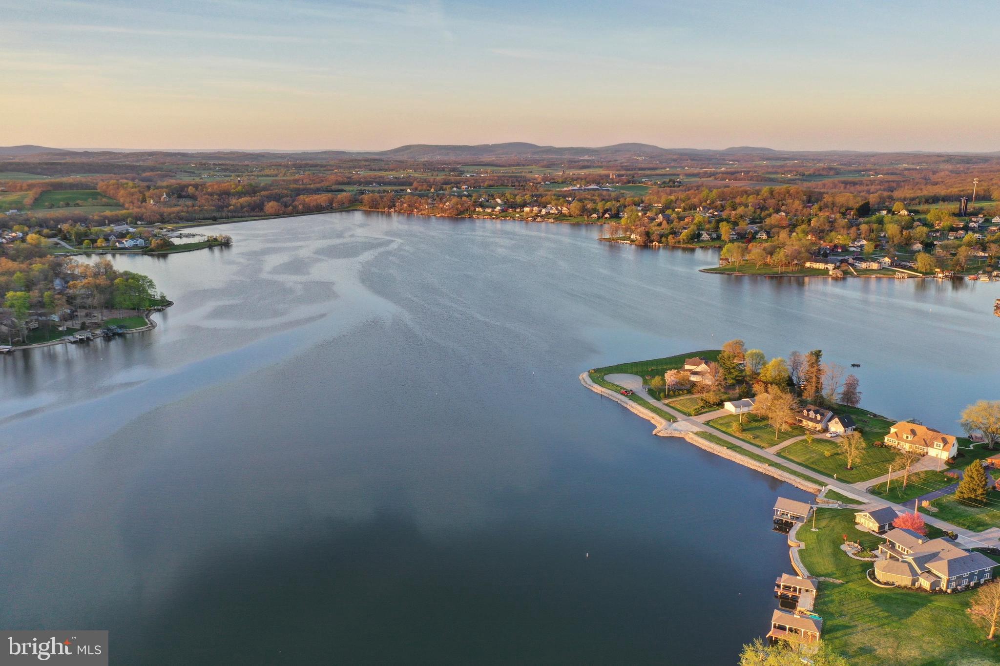 LAKE MEADE - Residential