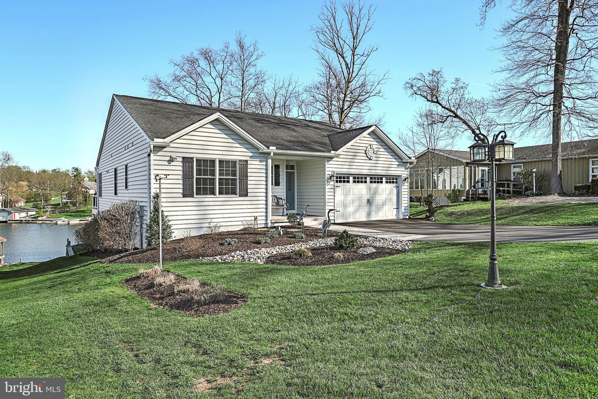 LAKE MEADE - Residential