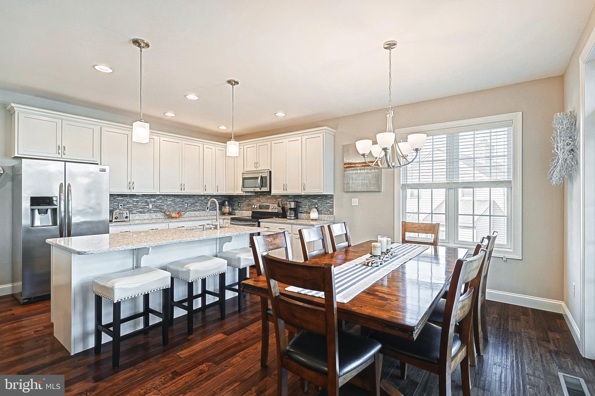 LAKE MEADE - Residential