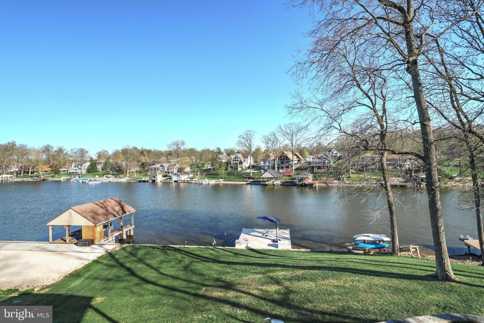 LAKE MEADE - Residential