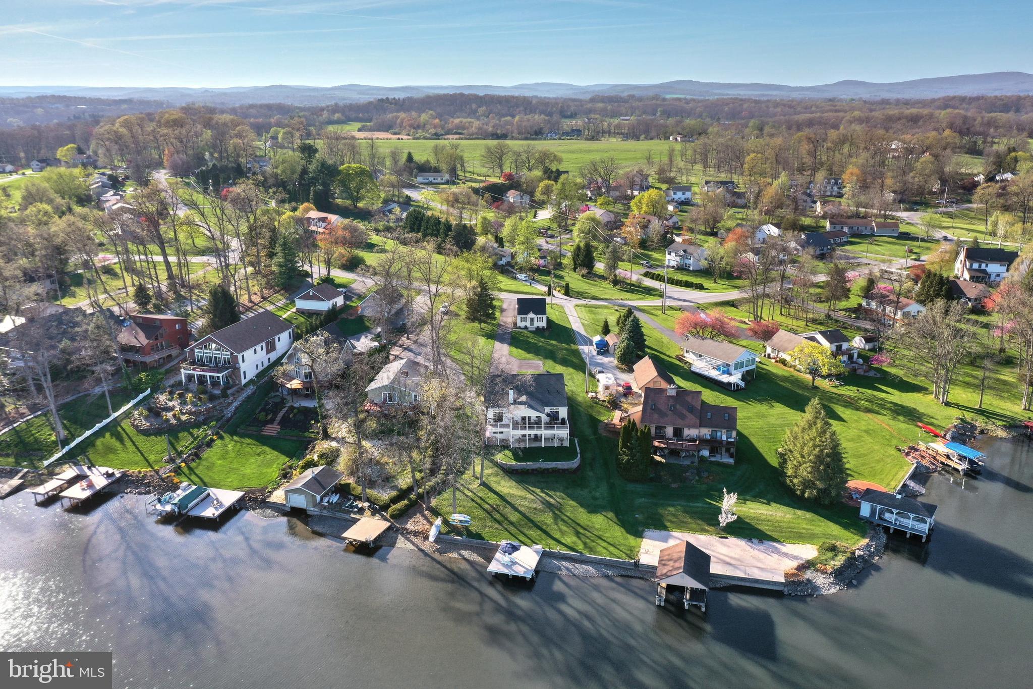 LAKE MEADE - Residential