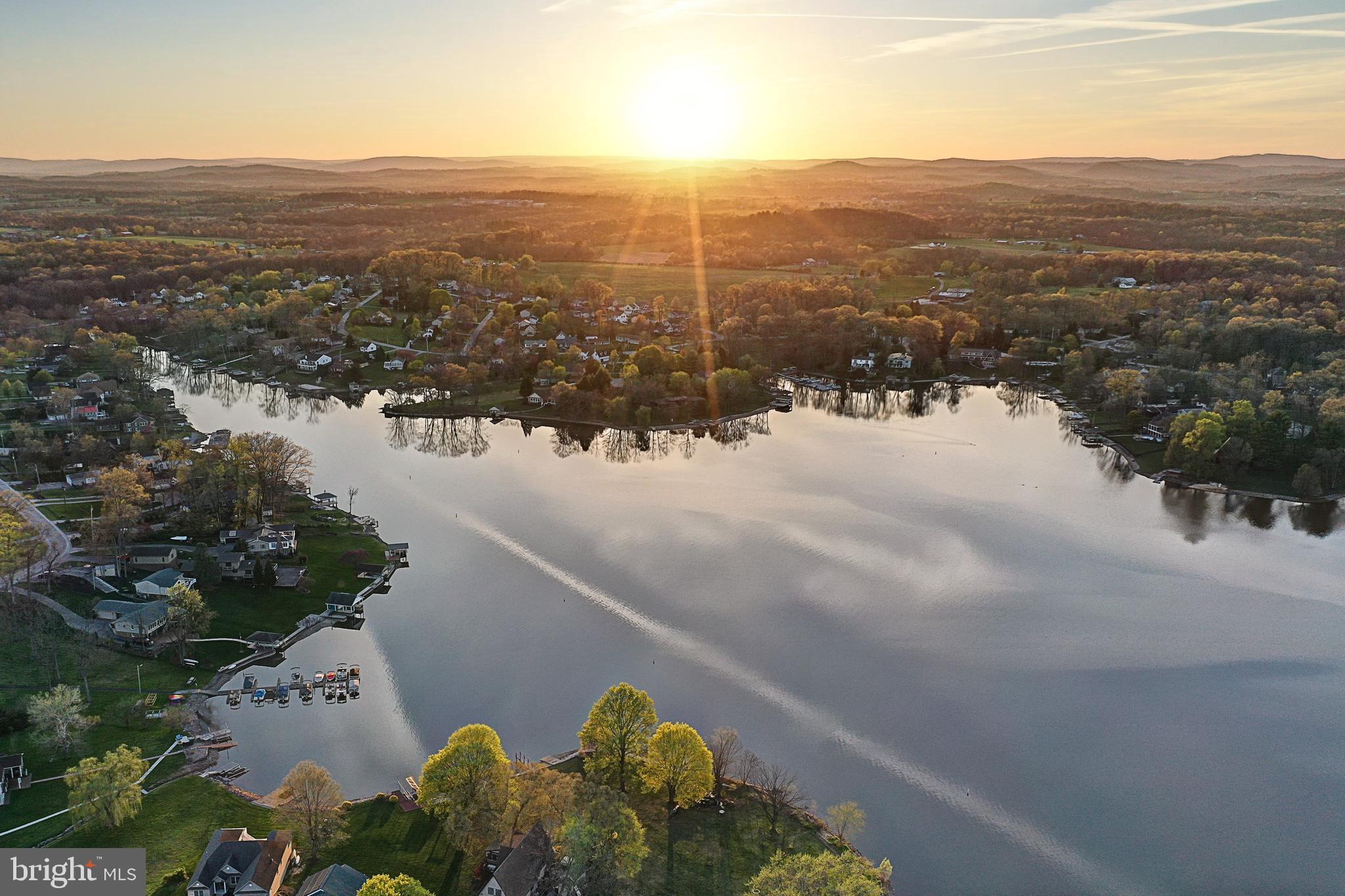 LAKE MEADE - Residential