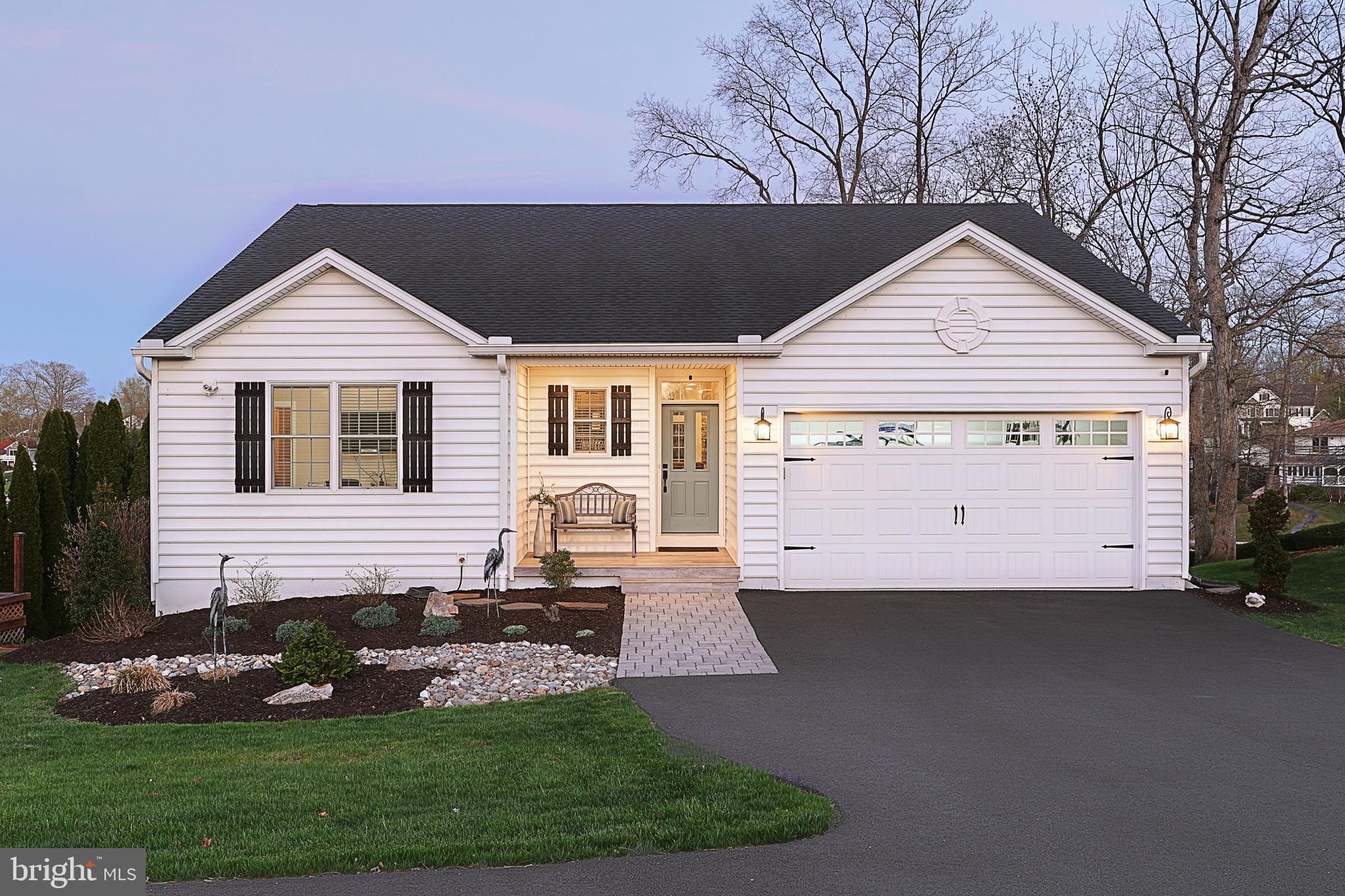 LAKE MEADE - Residential