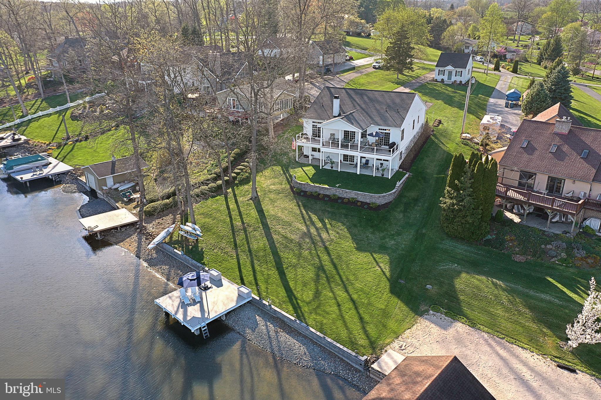 LAKE MEADE - Residential