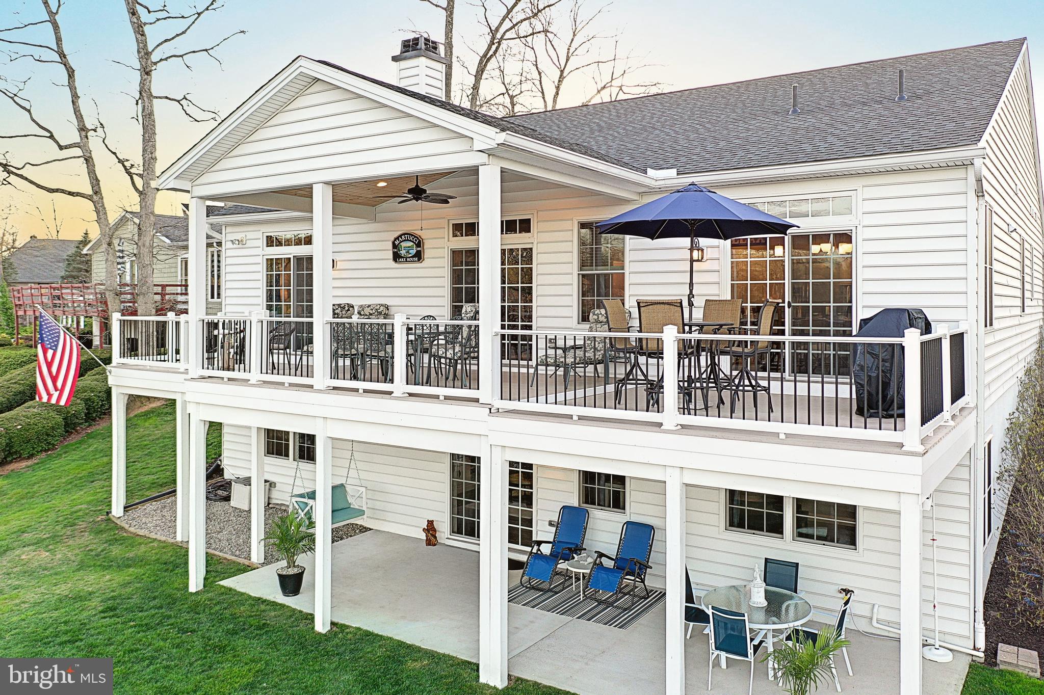 LAKE MEADE - Residential