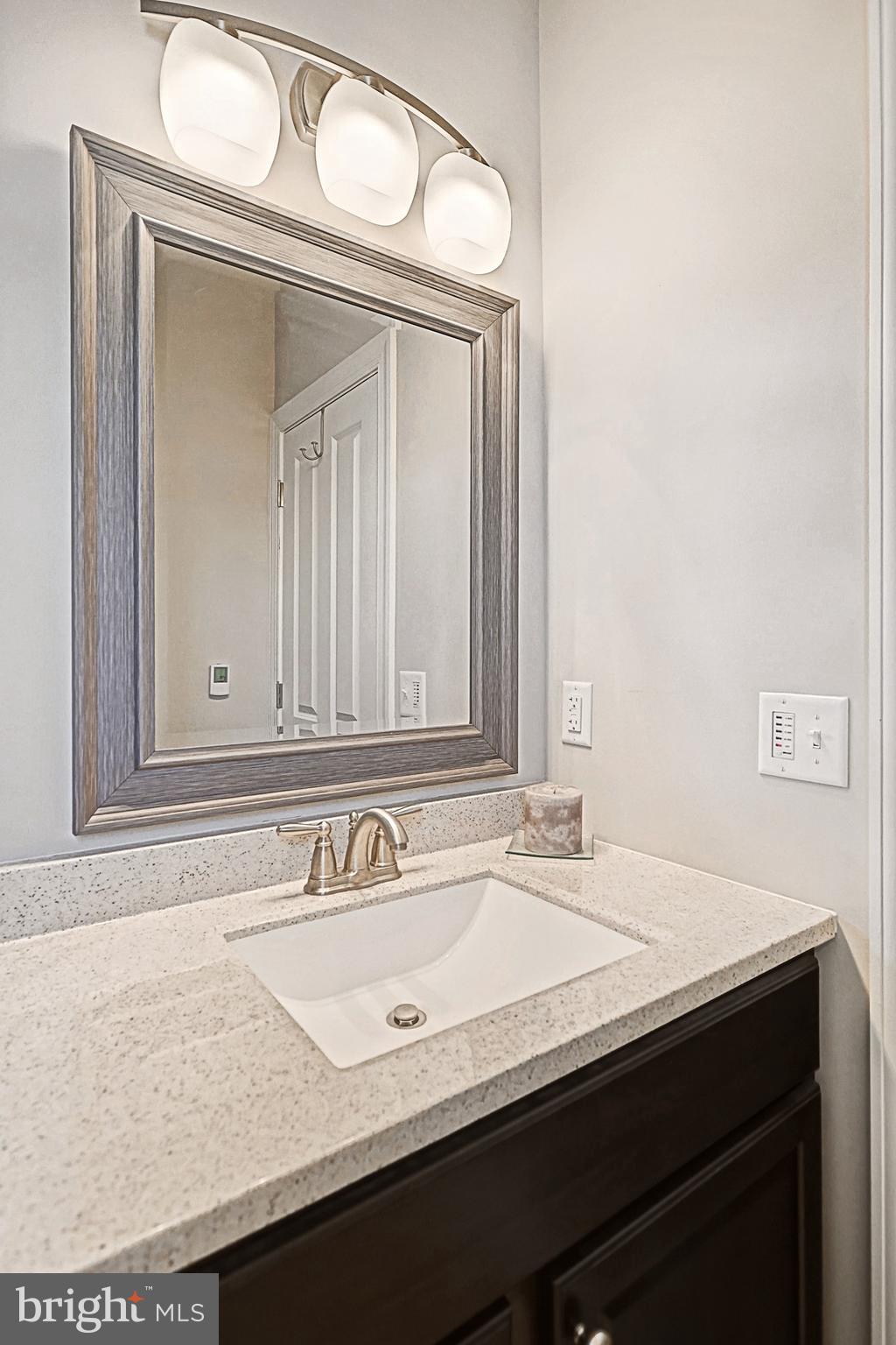 LAKE MEADE - Residential