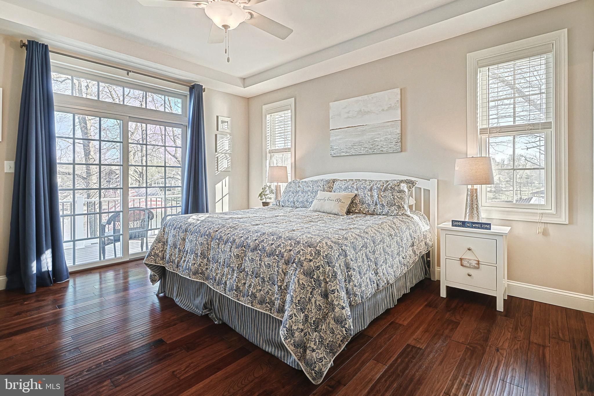 LAKE MEADE - Residential