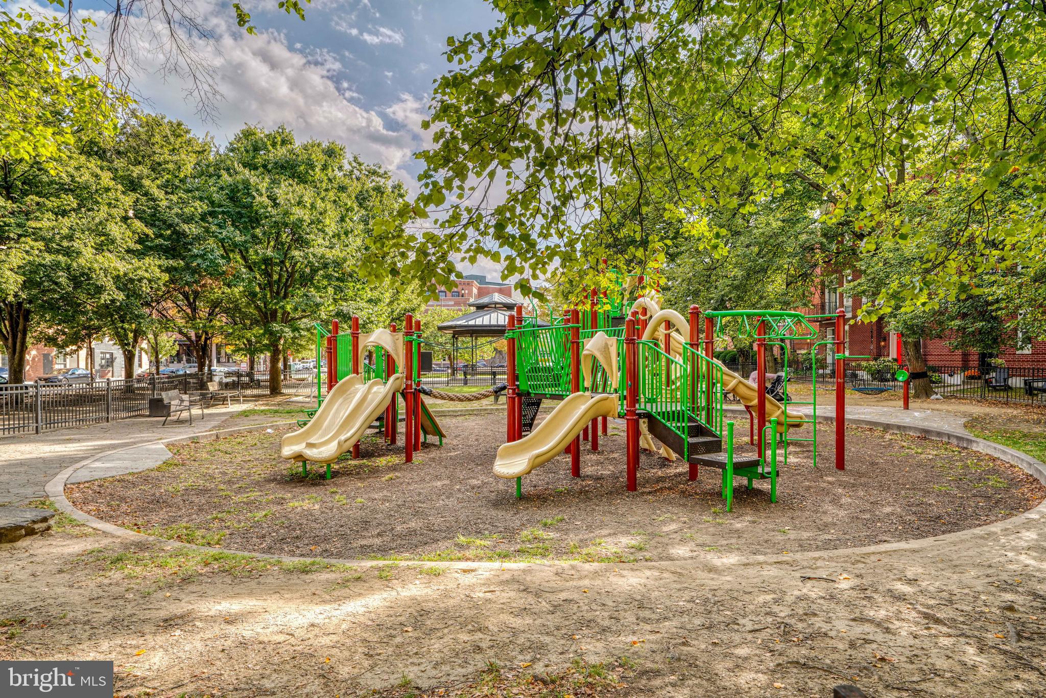 FELLS POINT HISTORIC DISTRICT - Residential