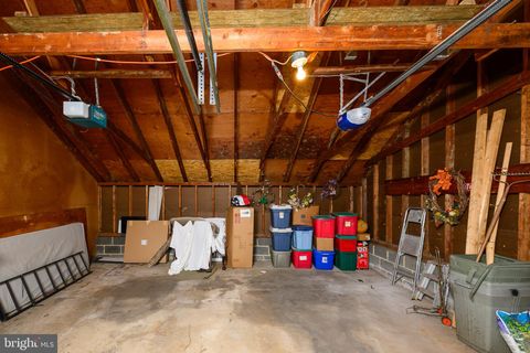 listing image 60