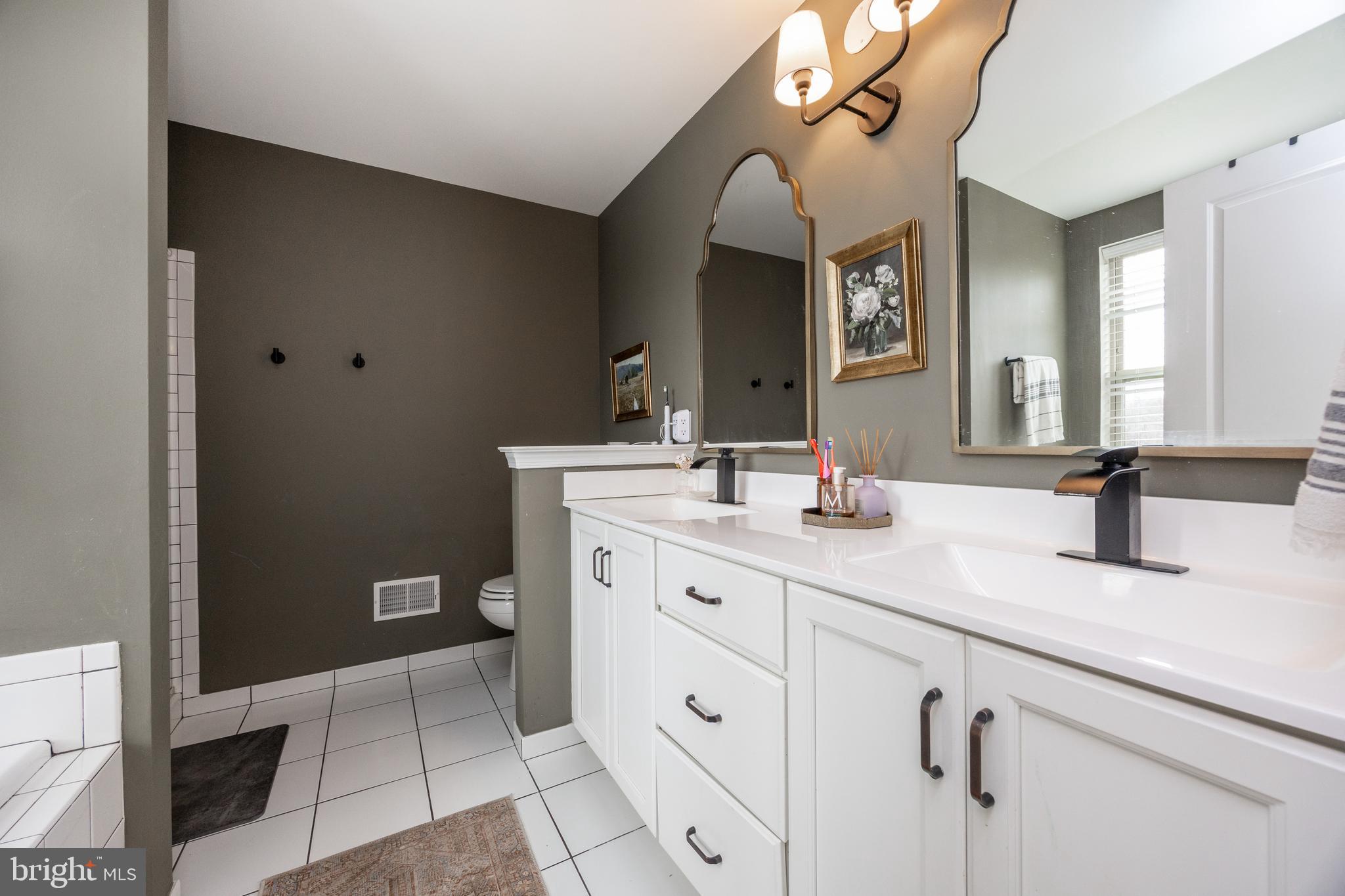 PEMBERTON - Residential