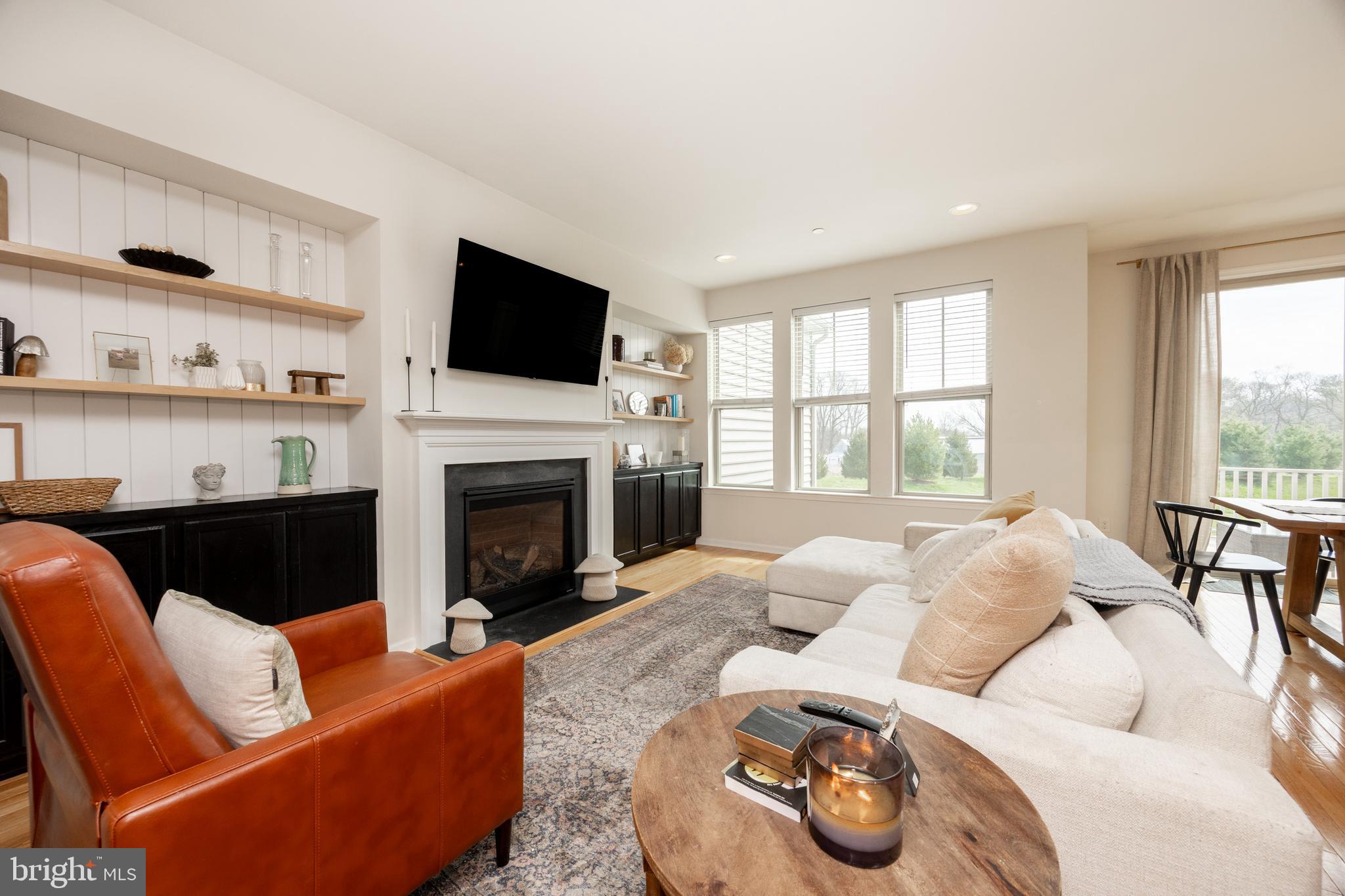 PEMBERTON - Residential