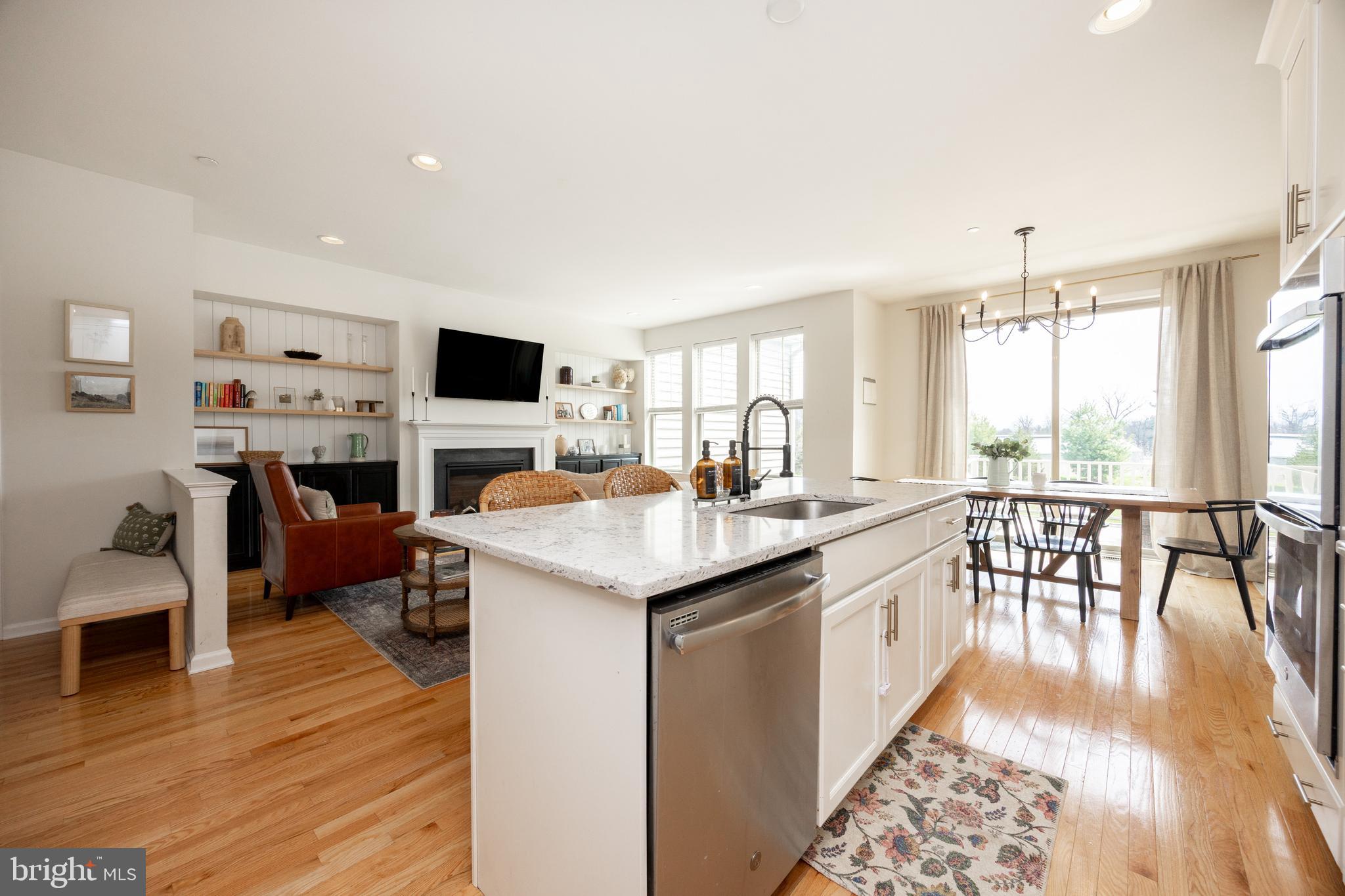 PEMBERTON - Residential