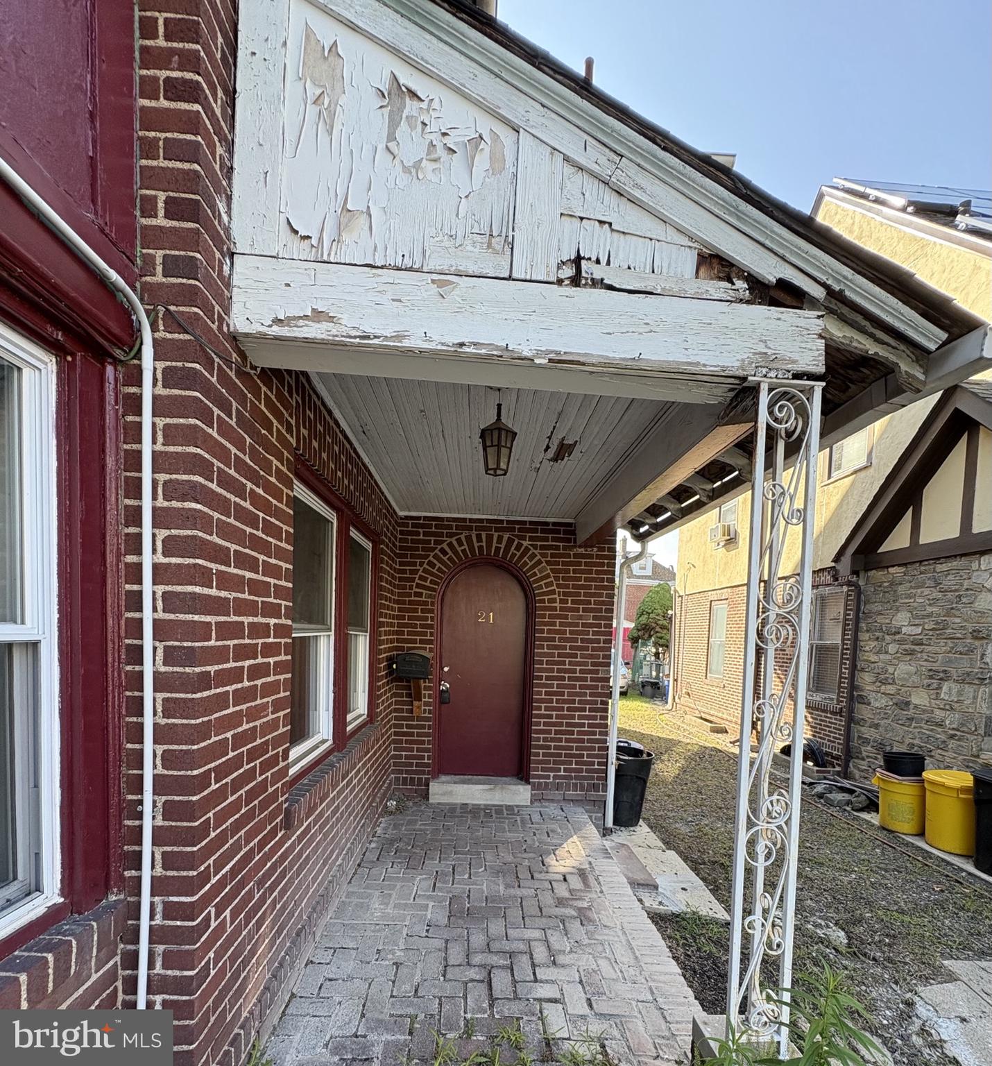21 S WESTFIELD AVENUE
