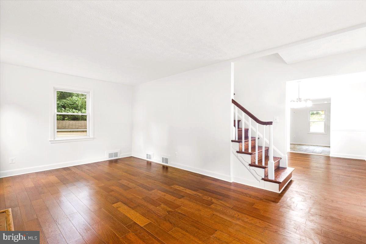 CHEVERLY - Residential