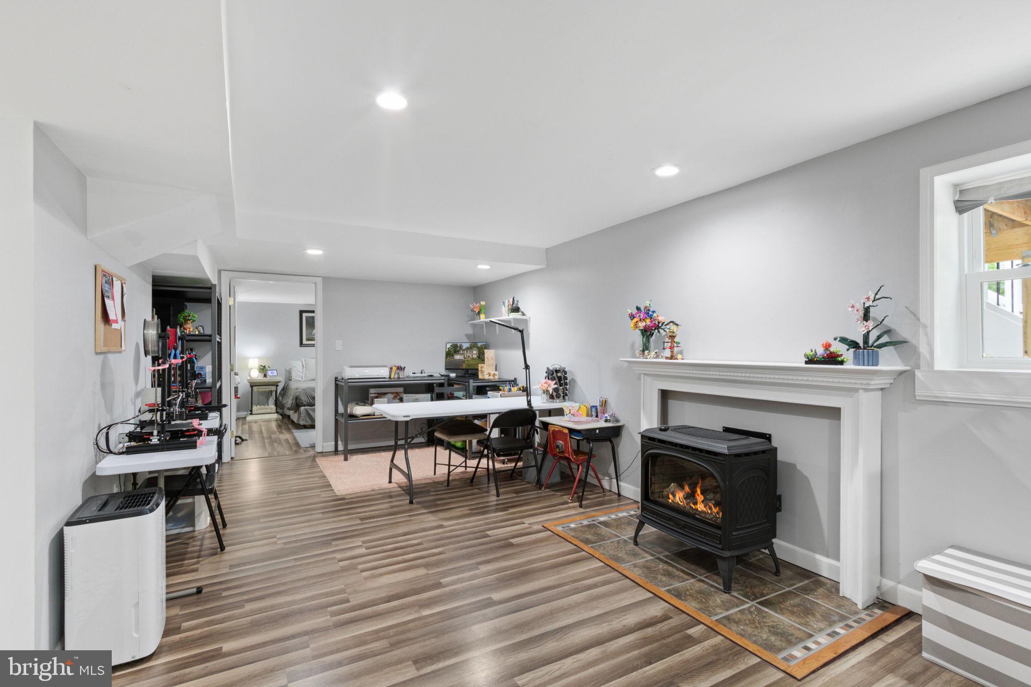 SUMMERWOOD - Residential